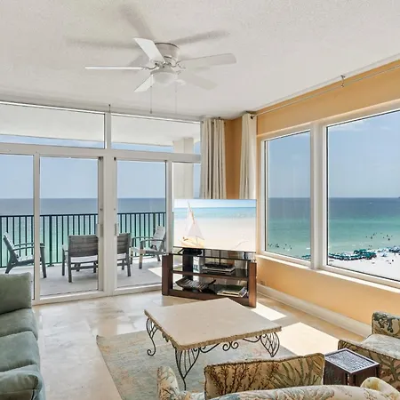 Appartement Jade East Towers 0850 By Newman-Dailey